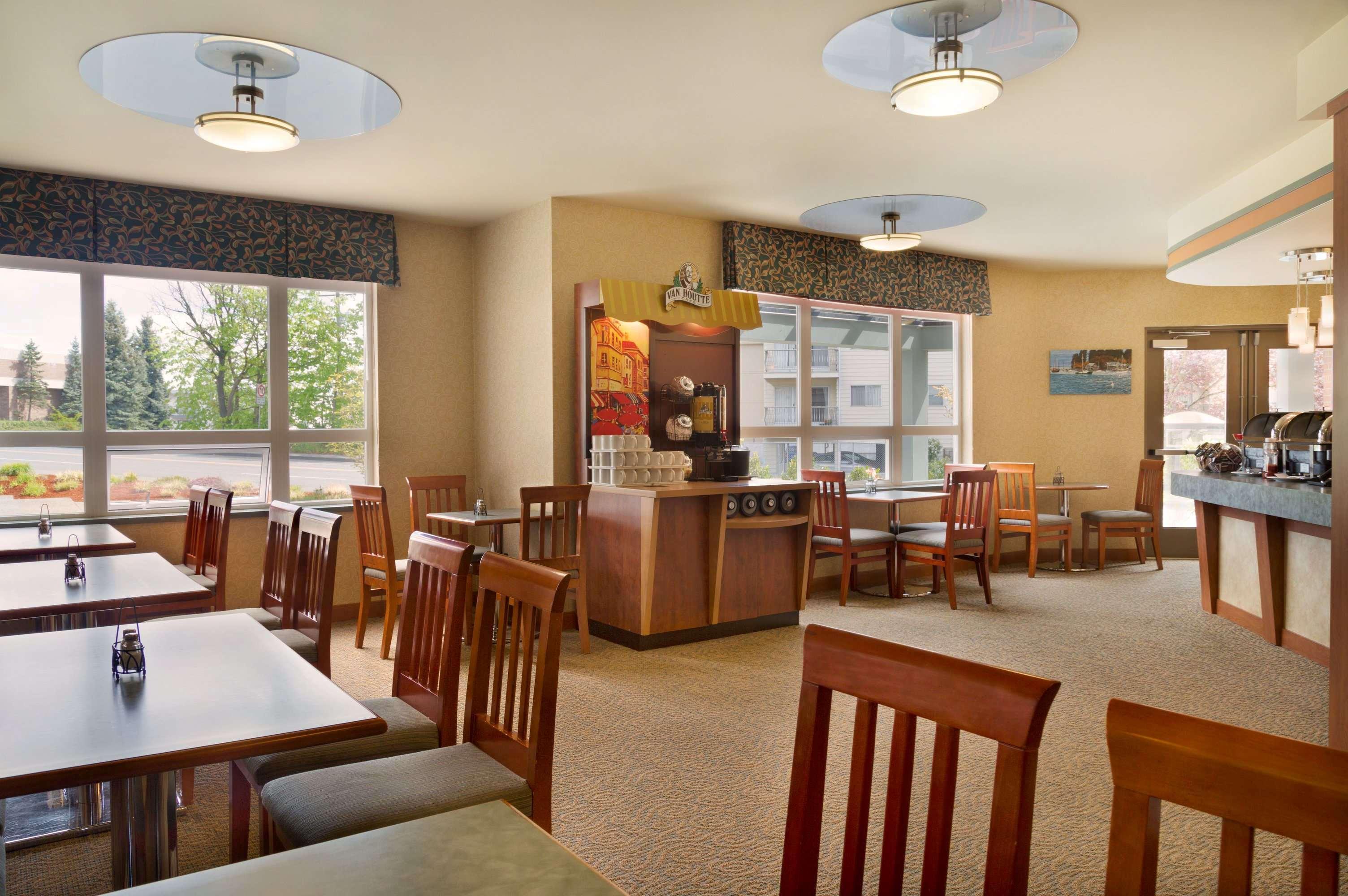 Ramada By Wyndham Nanaimo Ξενοδοχείο Εξωτερικό φωτογραφία